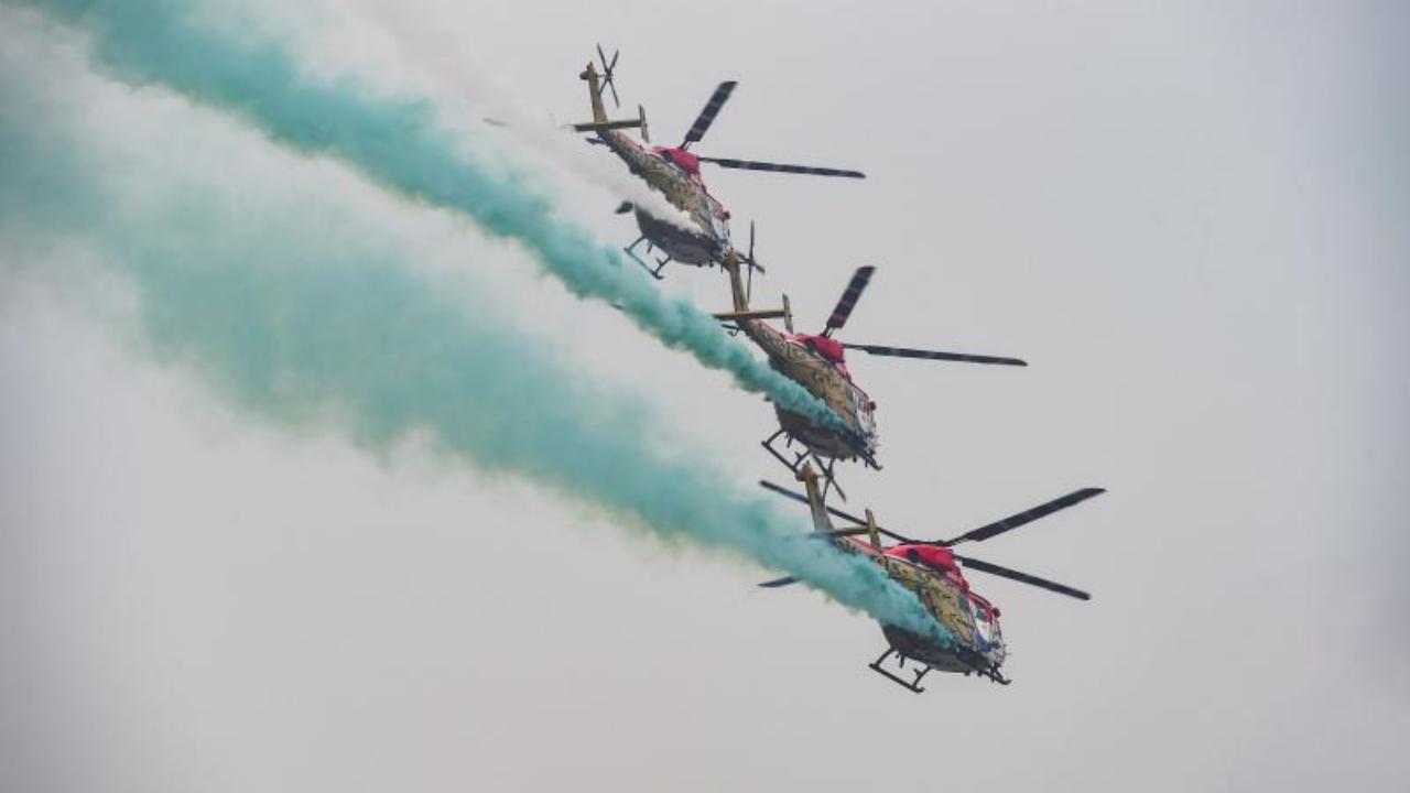 Republic Day: Much awaited ‘Fly Past’ witnesses spectacular air show by 45 Indian Air Force aircraft